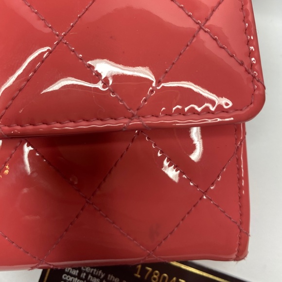 AUTHENTIC CHANEL MATELASSE QUILTED LONG WALLET - Picture 5 of 11